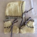 Kundbild Viking garn Baby Ull 50g - Ljusgrå (312): Setet komplett med mössa och...
